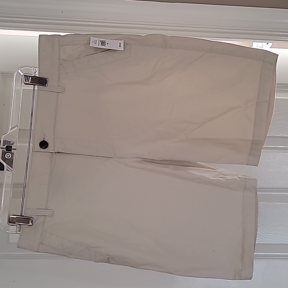 Women's Size 14 Brand = GAP Bermuda Style shorts in tan color - NWT